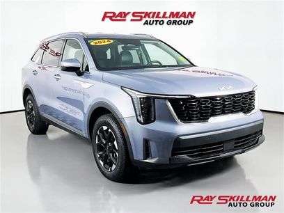 Used 2024 Kia Sorento S