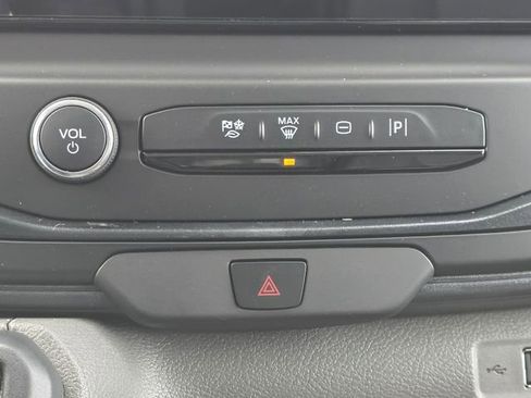 New 2026 Ford Transit 250 148 Medium Roof image 18