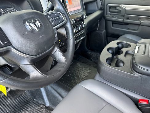 New 2026 RAM 5500 Tradesman w/ Chrome Appearance Group image 9