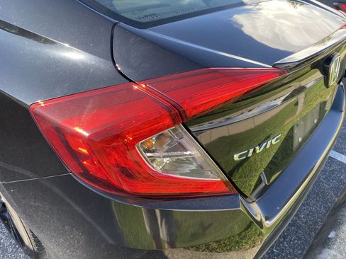 Used 2021 Honda Civic Sport image 21