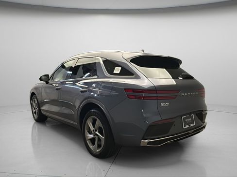 Certified 2026 Genesis GV70 2.5T Advanced AWD/4WD image 6