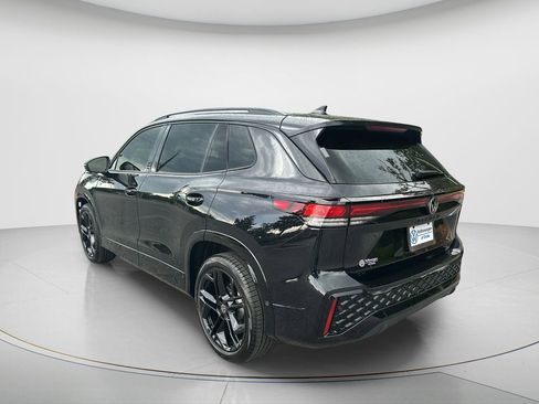 New 2026 Volkswagen Tiguan SE R-Line FWD image 7