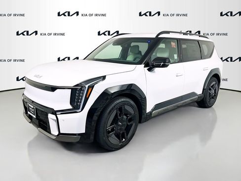 New 2026 Kia EV9 GT-Line image 3