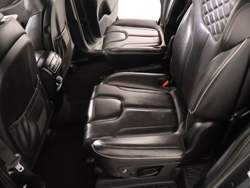 Used 2022 Hyundai Palisade Limited image 13