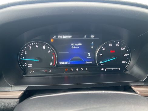 Used 2022 Ford Explorer Limited image 29