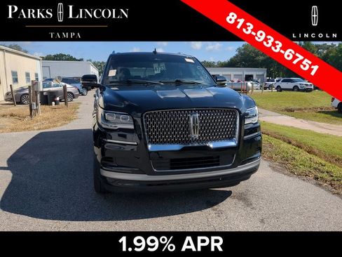 Used 2024 Lincoln Navigator Reserve AWD/4WD image 5