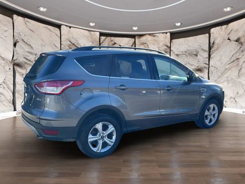 Used 2014 Ford Escape SE w/ Equipment Group 201A image 5