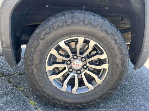 Used 2019 GMC Sierra 1500 AT4 w/ AT4 Premium Package AWD/4WD image 11