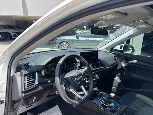 Used 2024 Audi Q5 2.0T Premium Plus AWD/4WD image 12