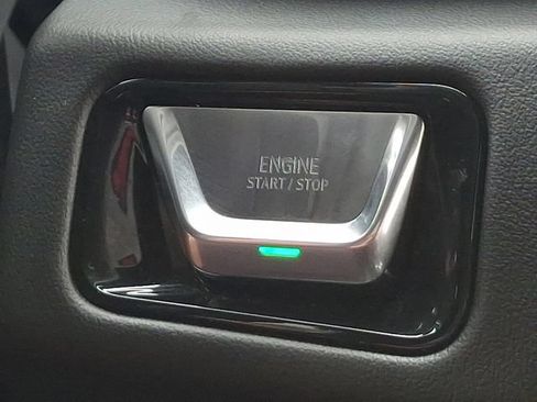 Used 2025 GMC Yukon XL Elevation AWD/4WD image 16