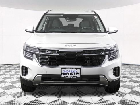 Used 2025 Kia Seltos SX w/ SX Sunroof Package image 14