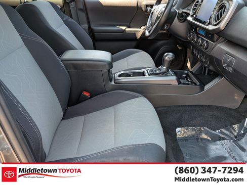 Used 2021 Toyota Tacoma TRD Sport w/ Technology Package AWD/4WD image 34