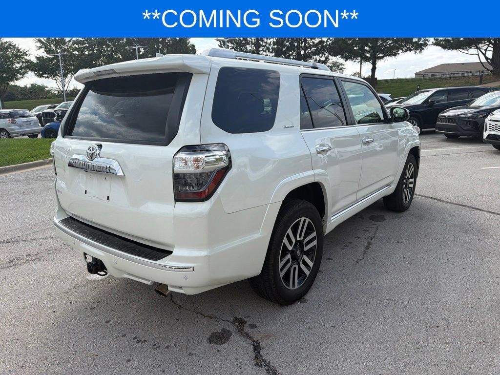 Used 2019 Toyota 4Runner Limited AWD/4WD image 7