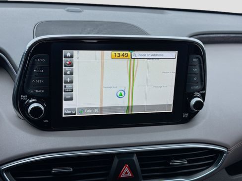 Used 2020 Hyundai Santa Fe Limited image 9