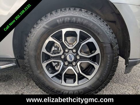 Used 2023 Ford Expedition Max XLT image 12