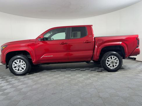 Used 2024 Toyota Tacoma SR5 image 2
