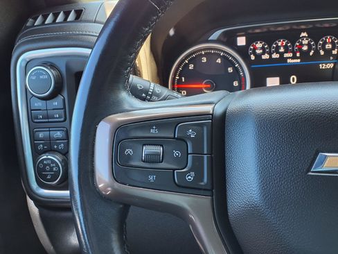 Used 2022 Chevrolet Silverado 1500 High Country AWD/4WD image 33
