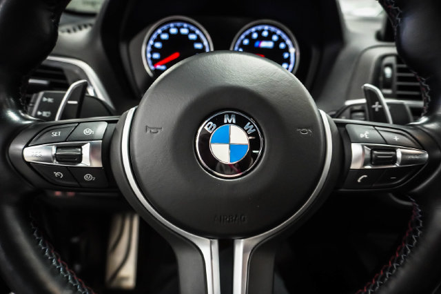 Used 2019 BMW M2 Competition w/ Executive Package RWD image 13