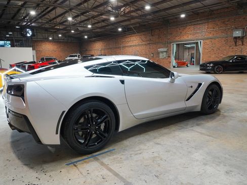 Used 2017 Chevrolet Corvette Stingray Coupe w/ Carbon Flash Badge Package RWD image 16