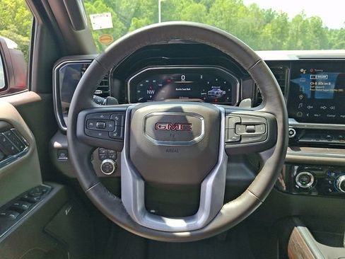 Used 2024 GMC Sierra 1500 SLT w/ SLT Convenience Package AWD/4WD image 19