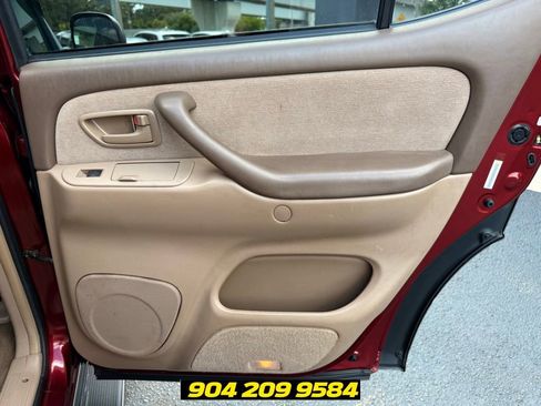 Used 2004 Toyota Sequoia SR5 RWD image 31