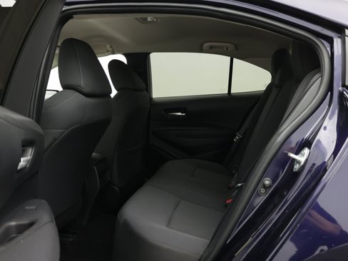 Used 2021 Toyota Corolla LE FWD image 23