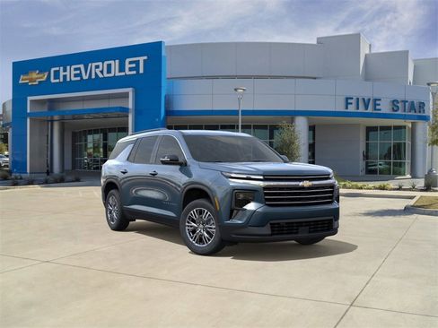 New 2026 Chevrolet Traverse LT w/ Driver Confidence Package image 1