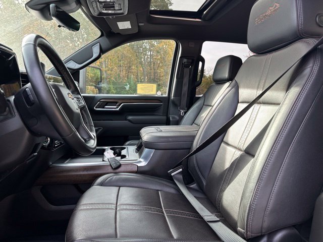 Used 2025 Chevrolet Silverado 3500 High Country w/ High Country Premium Package AWD/4WD image 41