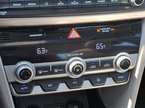 Used 2019 Hyundai Elantra Value Edition FWD image 15