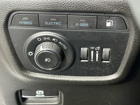 Used 2024 Jeep Grand Cherokee Limited 4xe AWD/4WD image 25