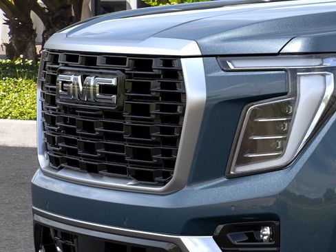 New 2026 GMC Yukon Denali image 13