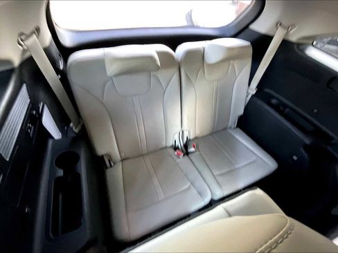 Used 2022 Kia Sorento EX w/ Panoramic Sunroof Package image 27