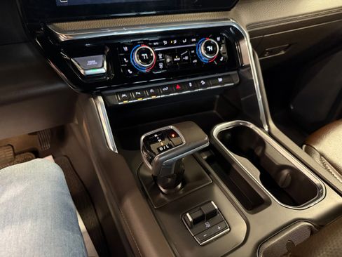 Used 2024 GMC Sierra 1500 Denali w/ Technology Package image 31