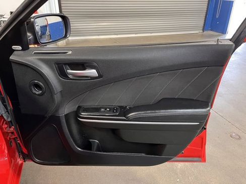 Used 2023 Dodge Charger SXT image 12
