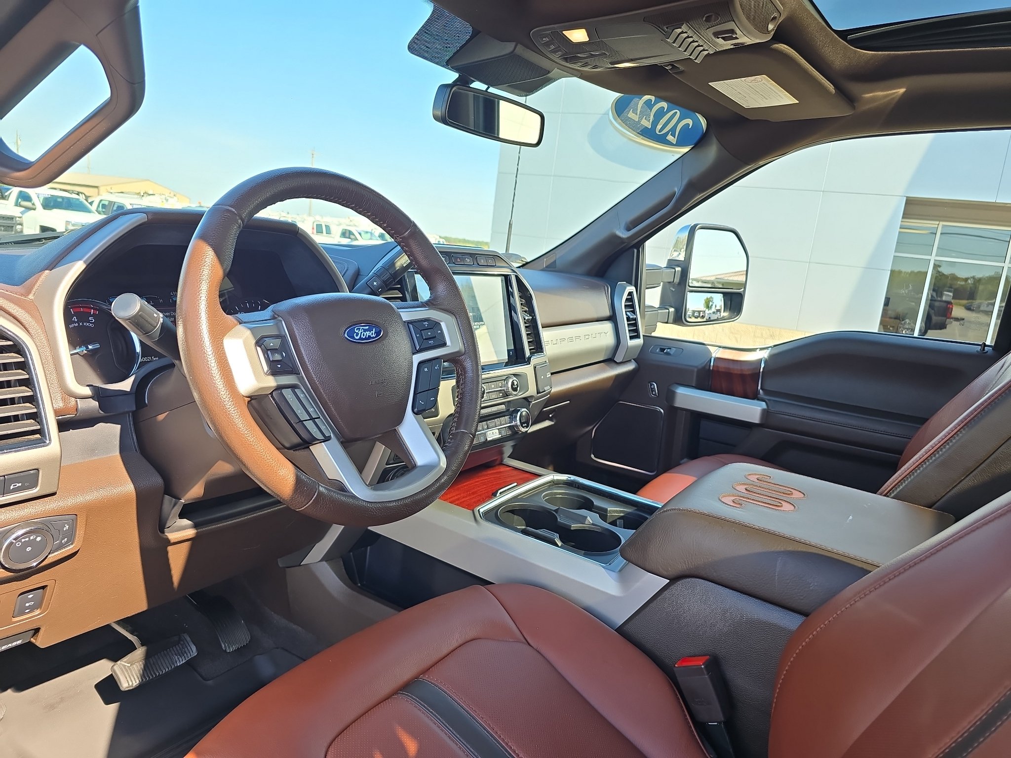 Used 2022 Ford F350 King Ranch w/ King Ranch Ultimate Package AWD/4WD image 22
