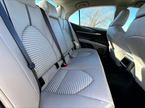 Used 2024 Toyota Camry SE image 24