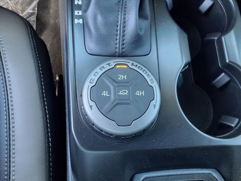 New 2025 Ford Bronco Outer Banks image 20