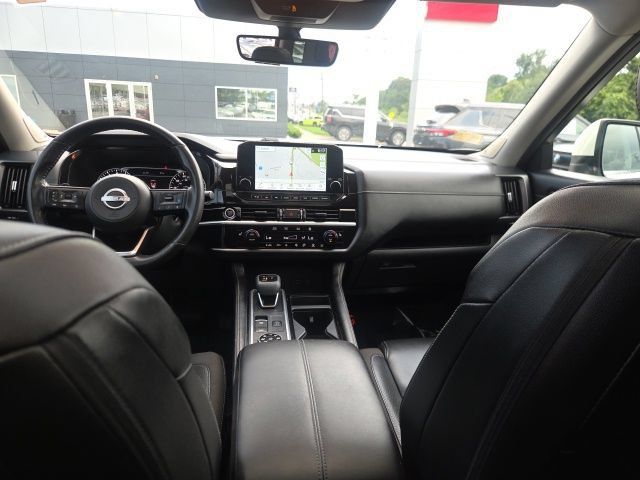Used 2023 Nissan Pathfinder SL w/ SL Premium Package AWD/4WD image 23
