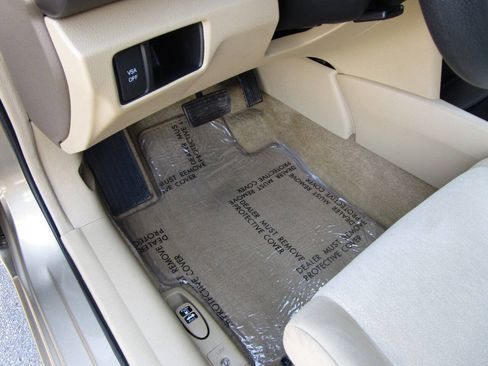 Used 2009 Honda Accord LX image 16