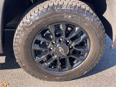 Used 2026 Chevrolet Silverado 2500 LT w/ Trail Boss Package image 27