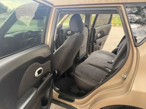 Used 2014 Kia Soul FWD image 5