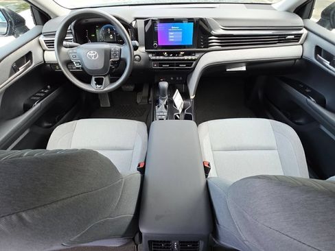 Used 2026 Toyota Camry LE FWD image 4