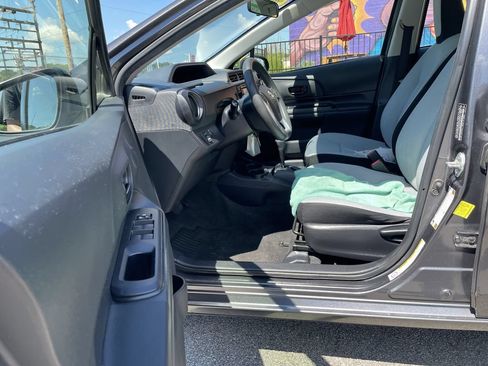 Used 2015 Toyota Prius C One FWD image 14
