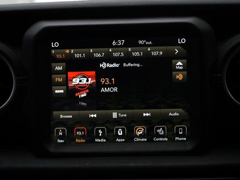 Used 2018 Jeep Wrangler Unlimited Sahara w/ Dual Top Group AWD/4WD image 54