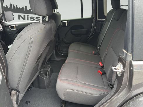 Used 2023 Jeep Wrangler Unlimited Rubicon w/ Safety Group AWD/4WD image 21