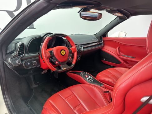 Used 2013 Ferrari 458 Spider RWD image 46