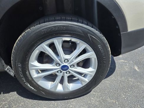 Used 2018 Ford Escape SEL FWD image 45