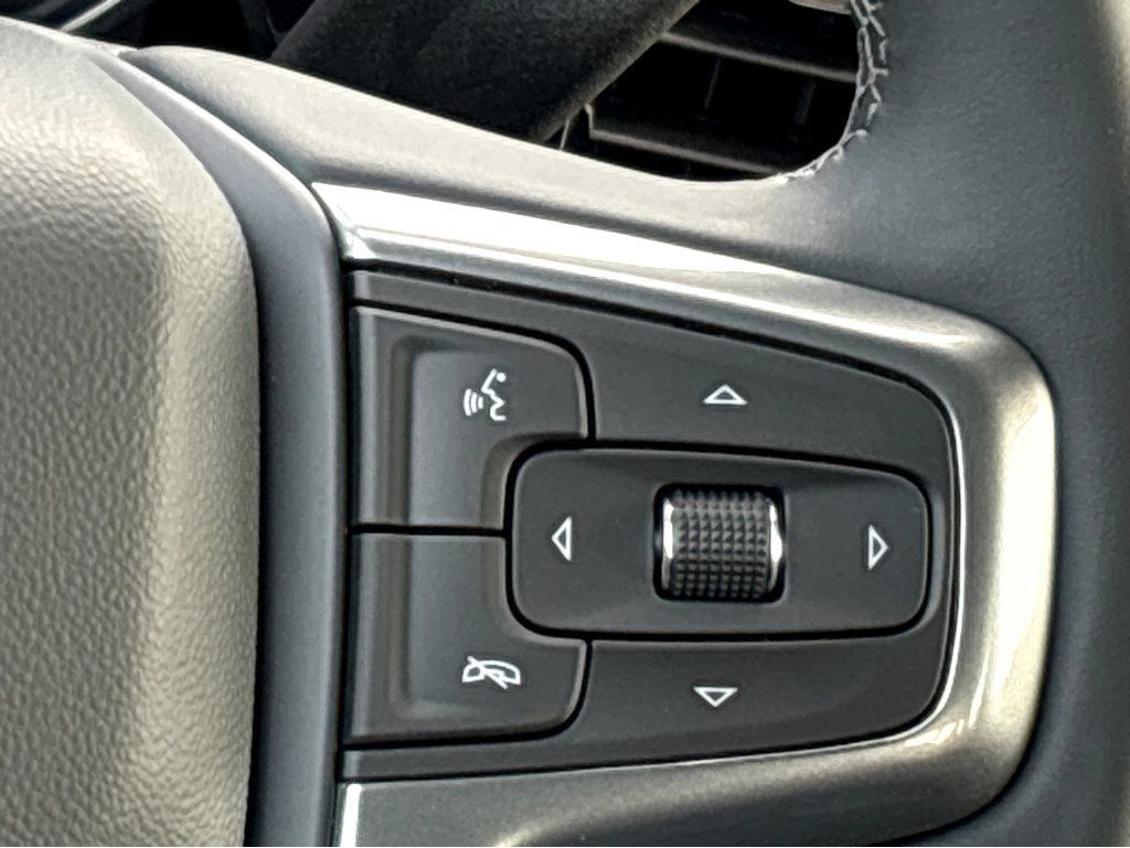 New 2025 Chevrolet Silverado 1500 LT AWD/4WD image 15