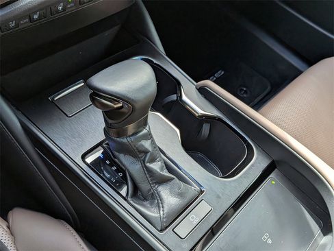 Used 2023 Lexus ES 350 Ultra Luxury image 24