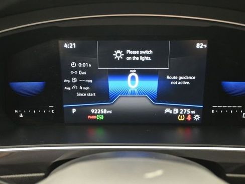 Used 2022 Volkswagen Tiguan SE R-Line FWD image 32